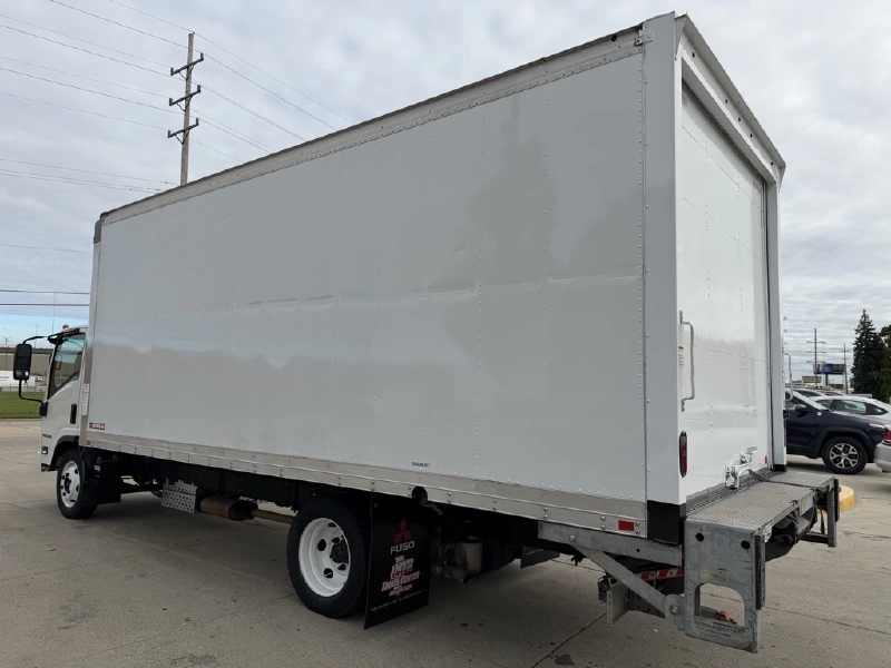 2021 ISUZU NPR HD