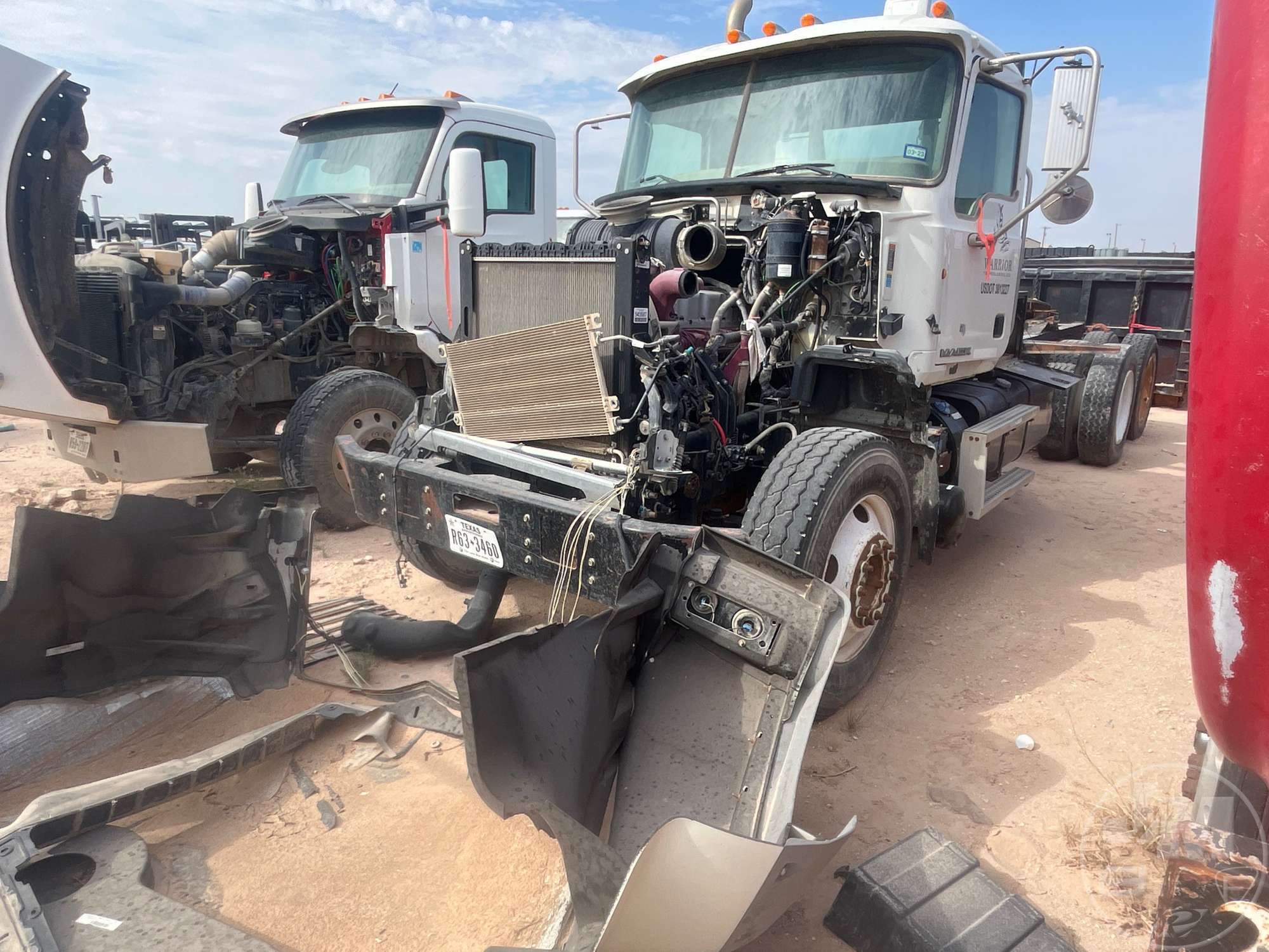2013 MACK GU713 in Midland, TX