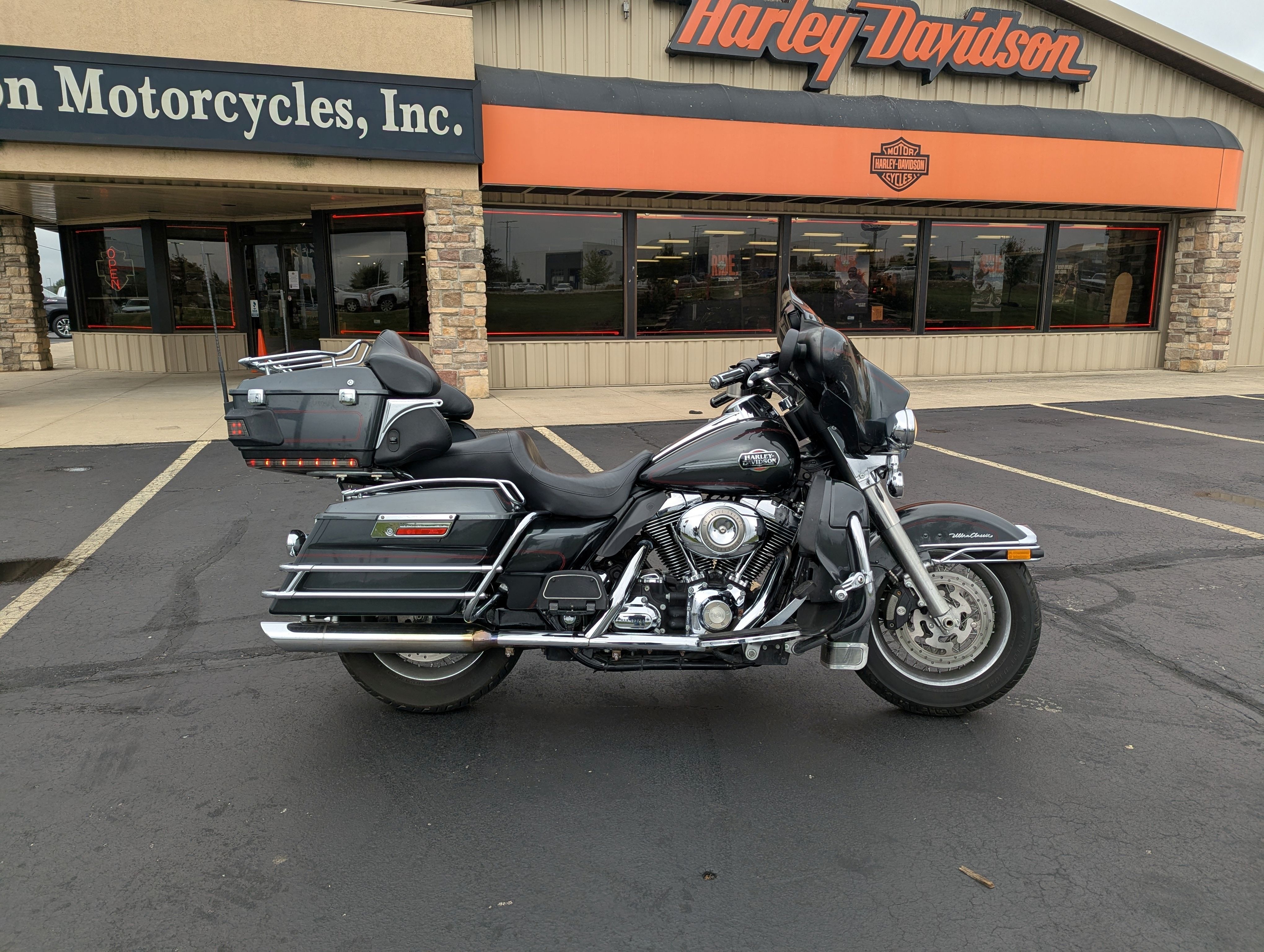 2008 Harley-Davidson Ultra Classic® Electra Glide® ULTRA CLASSIC FLHTCU in Muncie, IN