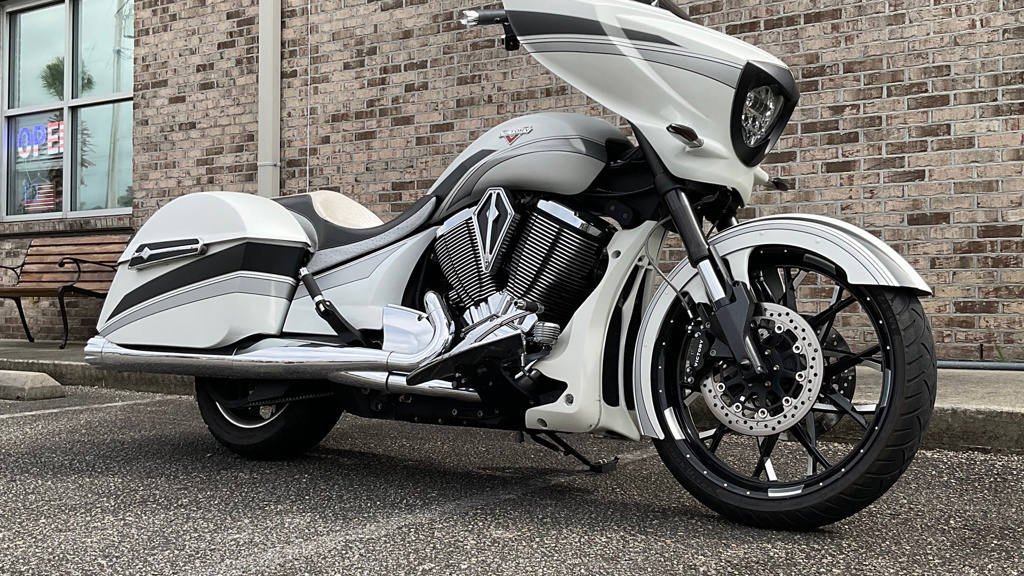 2016 Victory Motorcycles Magnum in Little River, SC