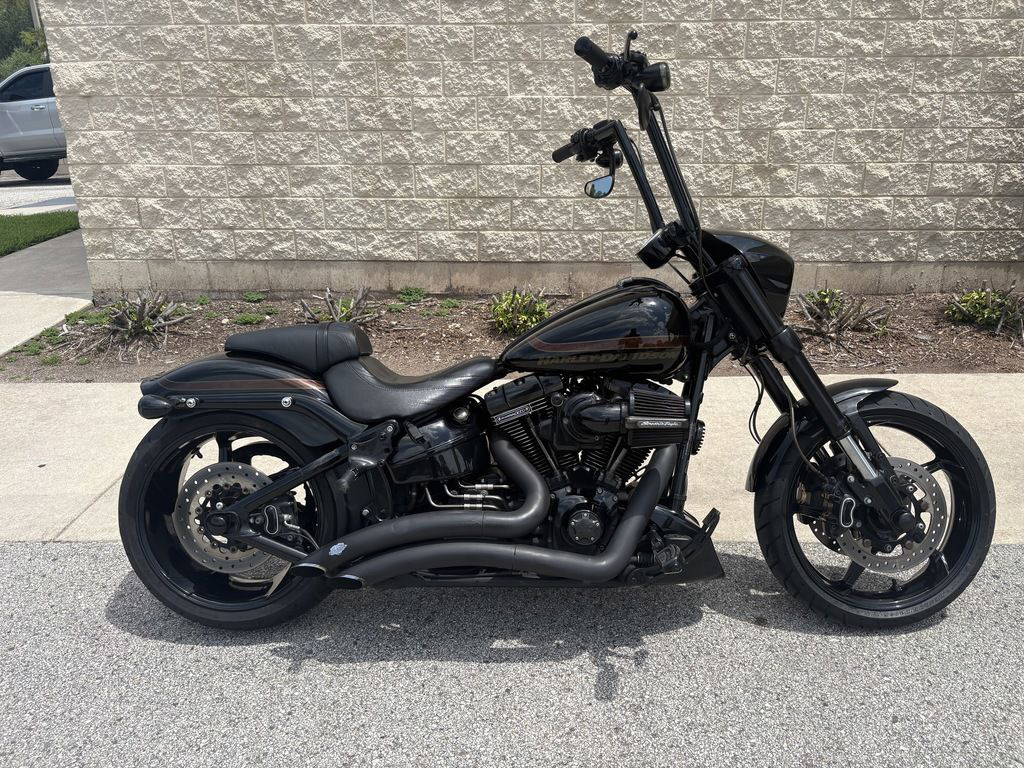 2017 Harley-Davidson FXSE - CVO Pro Street Breakout CVO in Jacksonville, FL