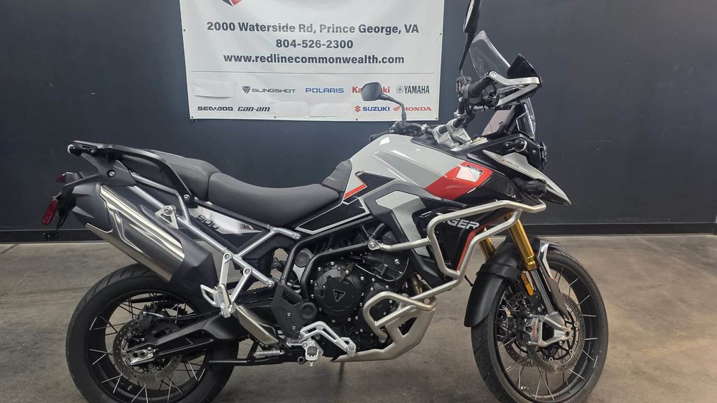 2025 Triumph Tiger 900 Rally Pro Carbon Black Sapphire Black RALLY PRO in Prince George, VA