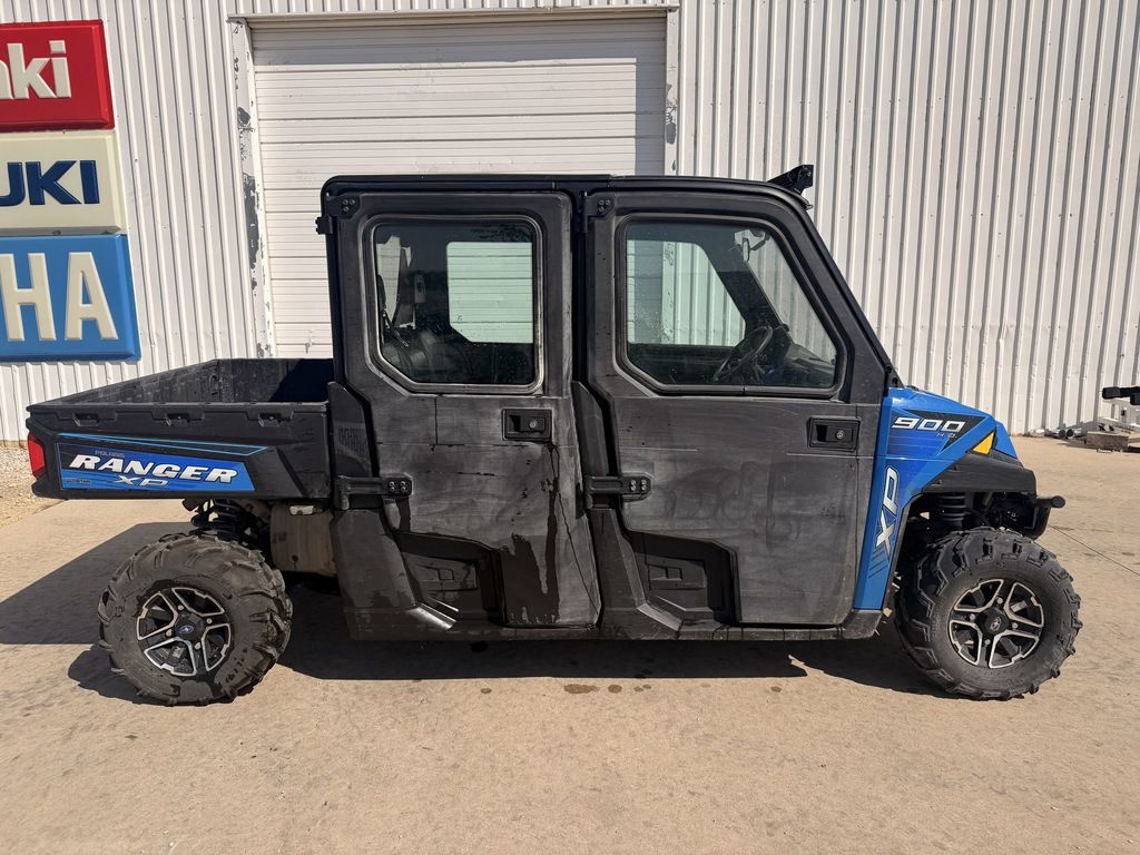 2016 Polaris  RANGER Crew XP 900-6 EPS Velocity Blue in decatur TX