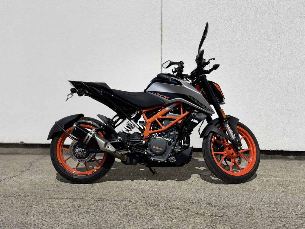2022 KTM Duke 390 DUKE in Huntsville, AL