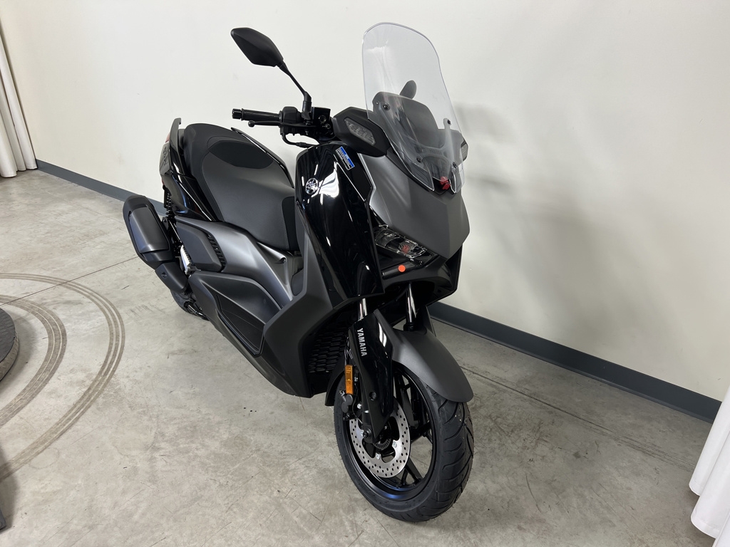 2026 Yamaha XMAX (CZD300TB) BASE in Peninsula, OH