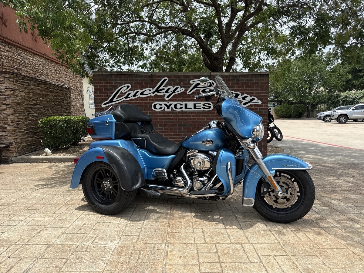 2011 Harley-Davidson TRI GLIDE ULTRA CLASSIC ULTRA CLASSIC in Bedford, TX