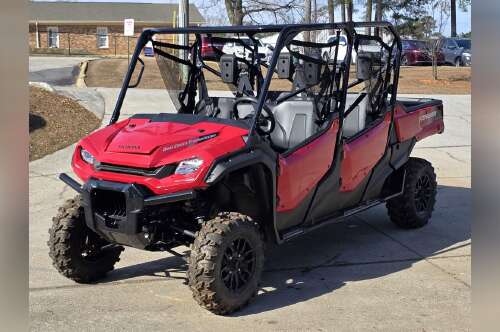 2025 Honda® Pioneer 1000-6 Deluxe Crew in opelika AL