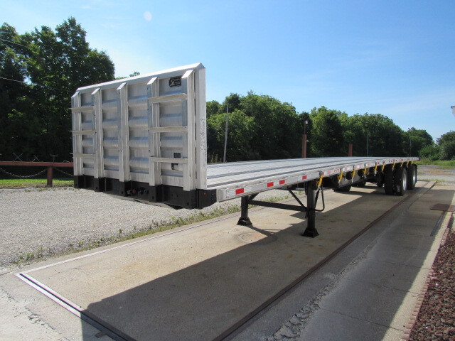 2015 Great Dane Trailers 48 X 102 Aluminum Combo Flatbed Moffett Trailer in Grabill, IN