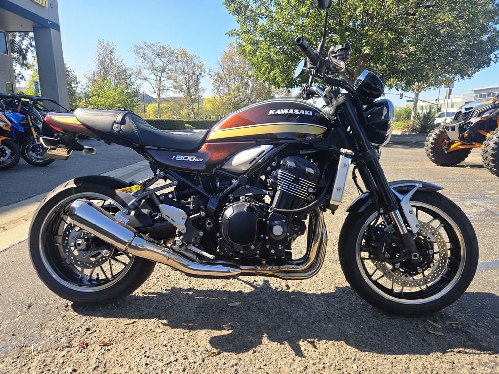 2025 Kawasaki Z900RS ABS in Moorpark, CA