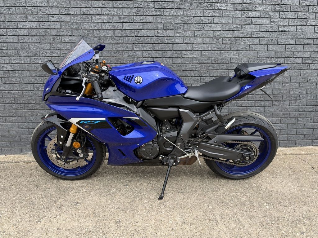 2025 Yamaha YZF-R7 R7 in Ottawa, IL