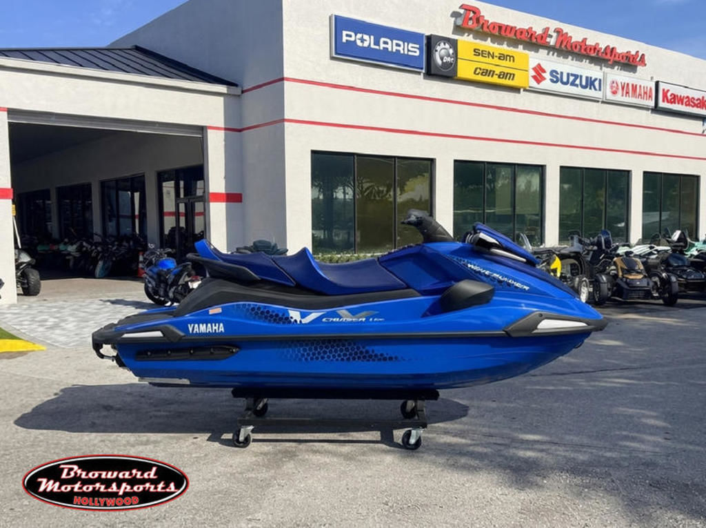 2027 Yamaha Waverunners VX Cruiser® HO in hollywood FL