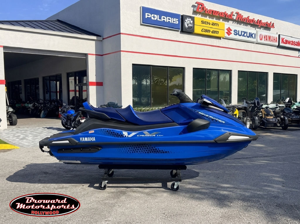 2027 Yamaha Waverunners VX Cruiser® HO in hollywood FL
