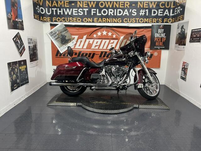 2015 Harley-Davidson Road King Classic CLASSIC in Sarasota, FL