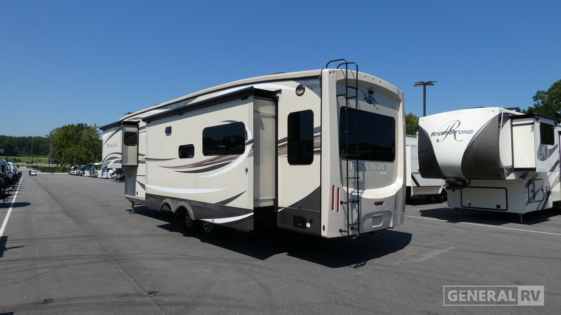 2020 Jayco PINNACLE 36KPTS in salisbury NC