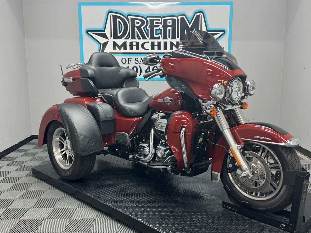 2024 Harley-Davidson® FLHTCUTG - Tri Glide® Ultra ULTRA CLASSIC in San Antonio, TX