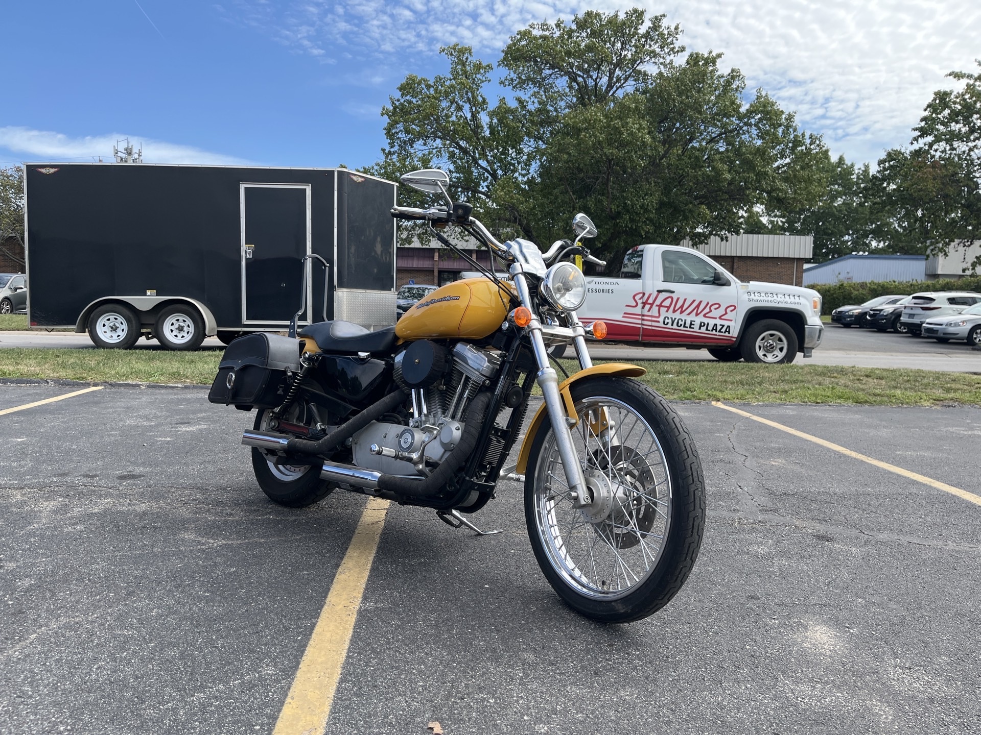 2005 Harley-Davidson SPORTSTER® XL 883C CUSTOM in Shawnee, KS