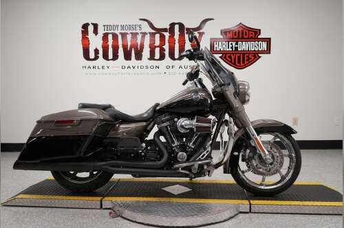 2014 Harley-Davidson® FLHRSE - CVO Road King® in austin TX
