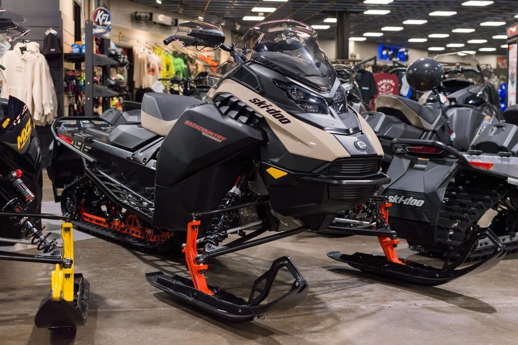 2027 Ski-Doo Backcountry Adrenaline 850 E-TEC® 146 ES Storm 1.5 S_L 850 E-TEC 146 1.5 in dunmore PA