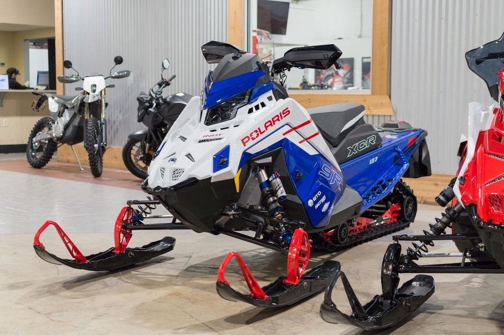 2027 Polaris® Patriot 9R INDY XCR 137 Polaris Blue Metallic / White L in dunmore PA