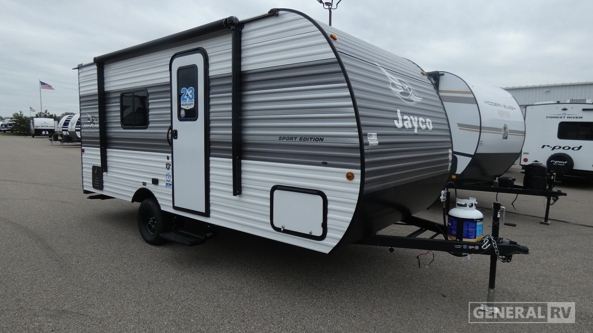 2027 Jayco FLIGHT 170FQ SPORT EDITION in brownstown MI