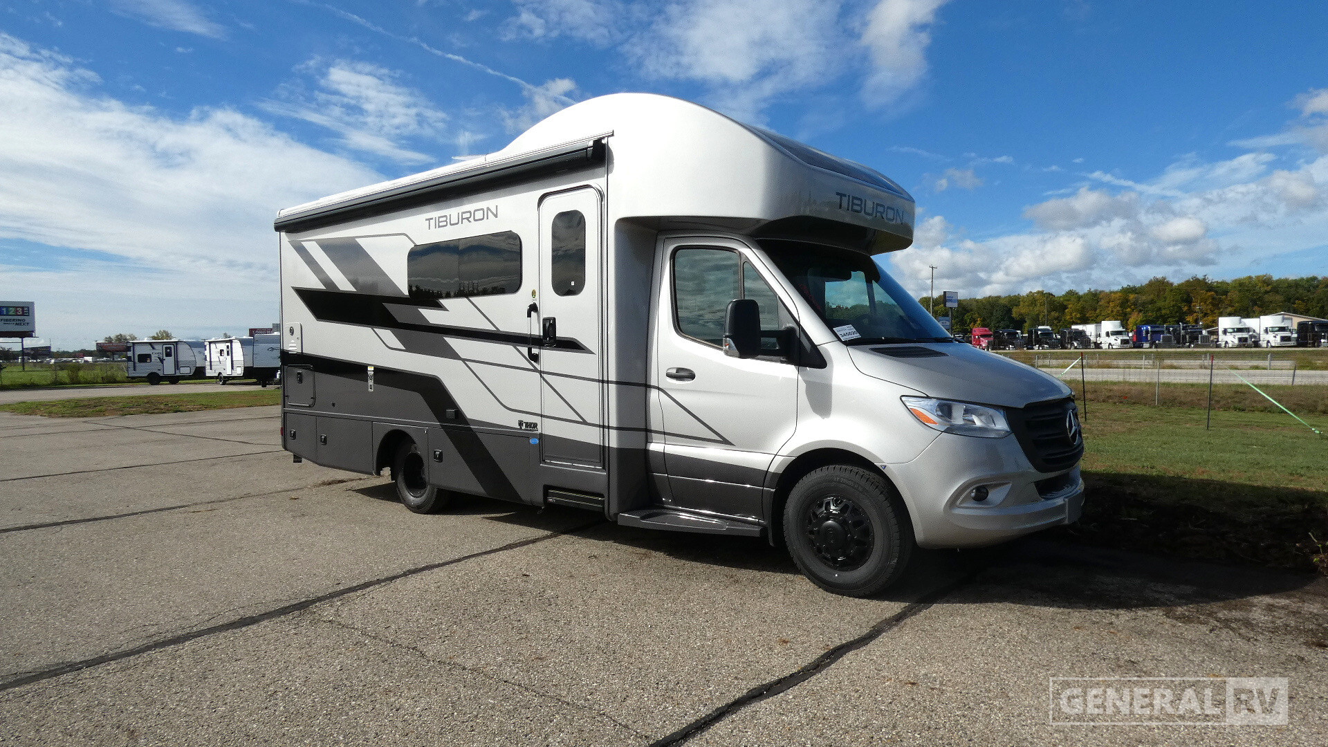 2026 Thor Motor Coach Tiburon Sprinter 24FB in wayland MI