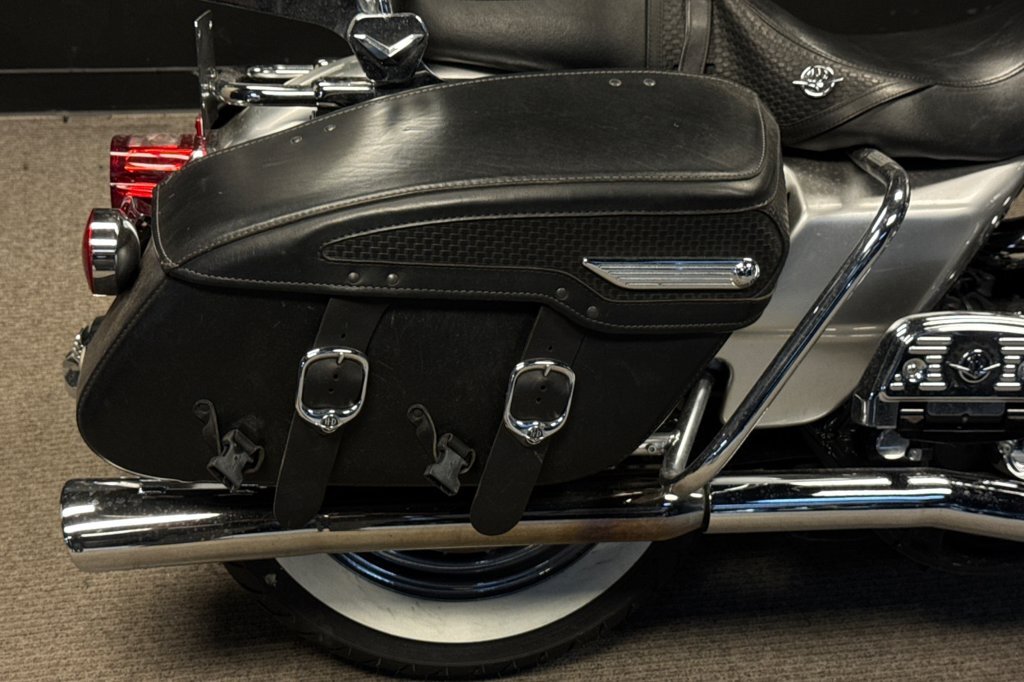 2003 Harley-Davidson ROAD KING CLASSIC in san diego CA