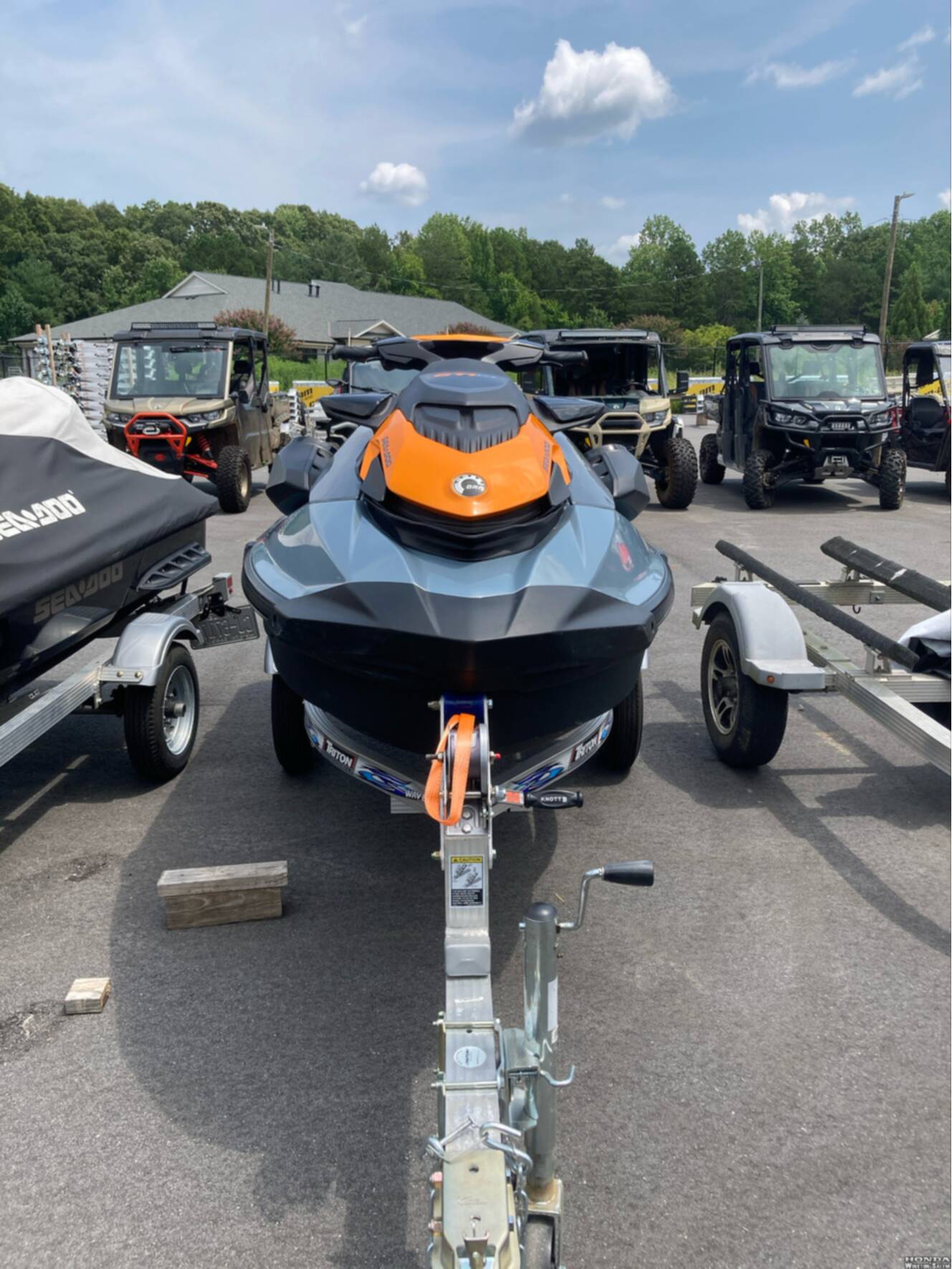 A photo of this 2020 Sea-Doo GTI SE 170 IBR Sound System