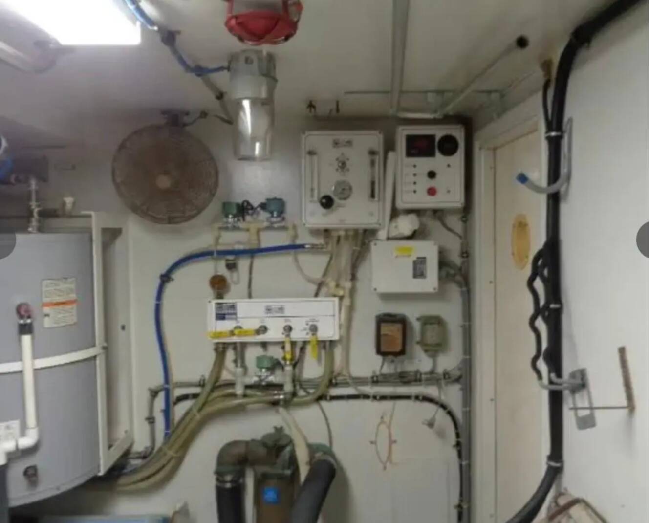 A photo of this 1989 Hatteras 67 Cockpit Motor Yacht