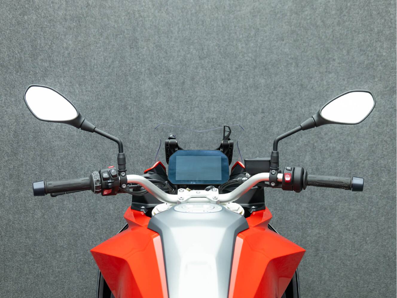 A photo of this 2020 BMW F900XR W/ABS
