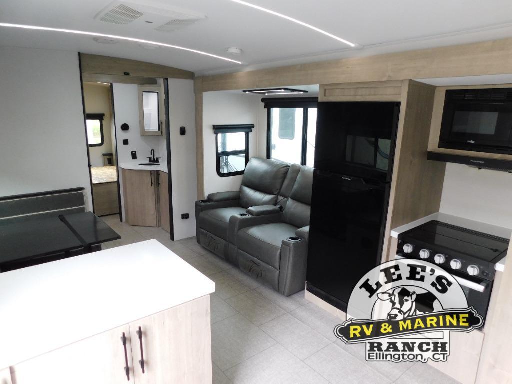 2025 Grand Design Imagine 2920BS in ellington CT