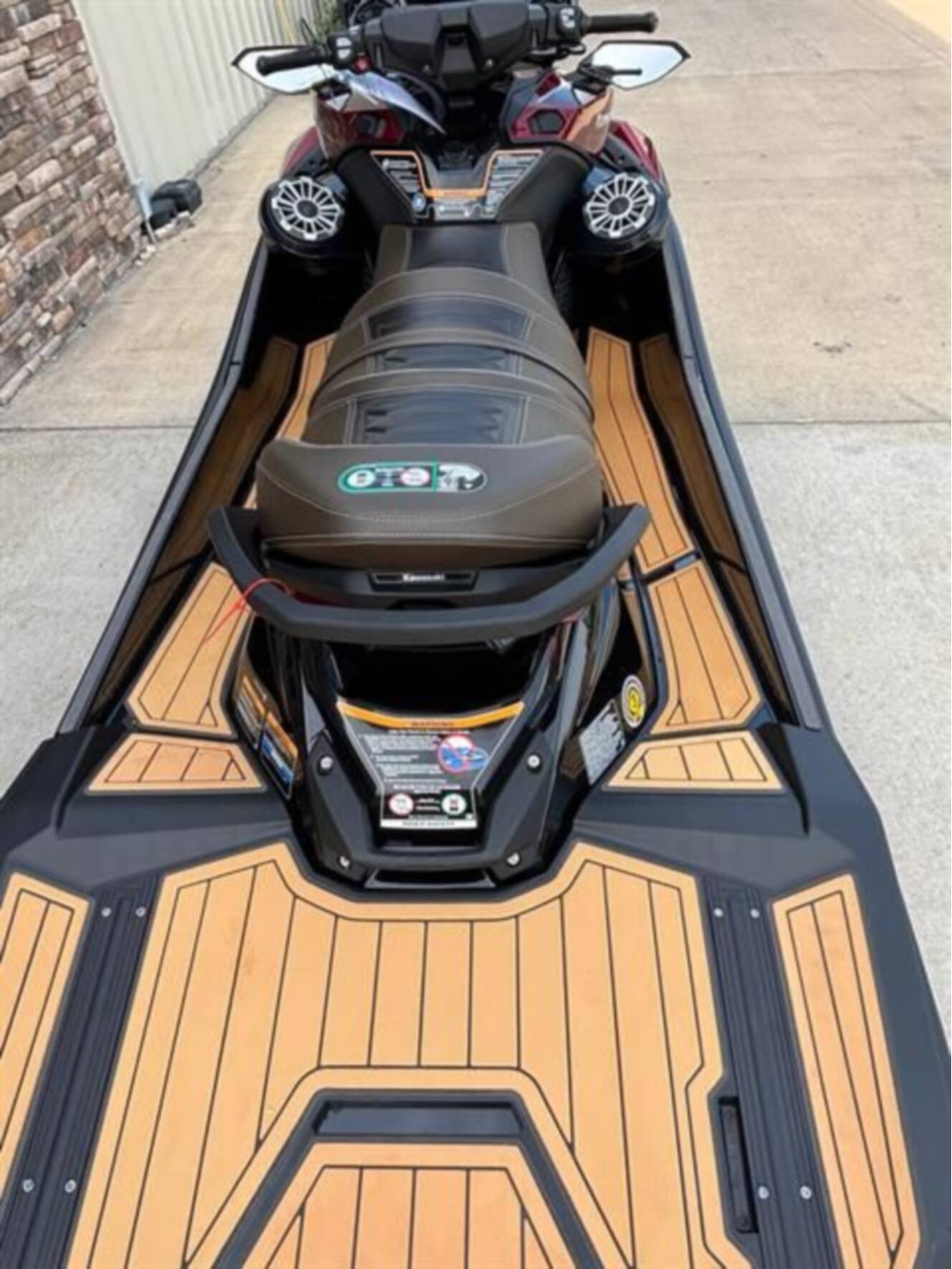 A photo of this 2026 Kawasaki Jet Ski® Ultra® 310LX