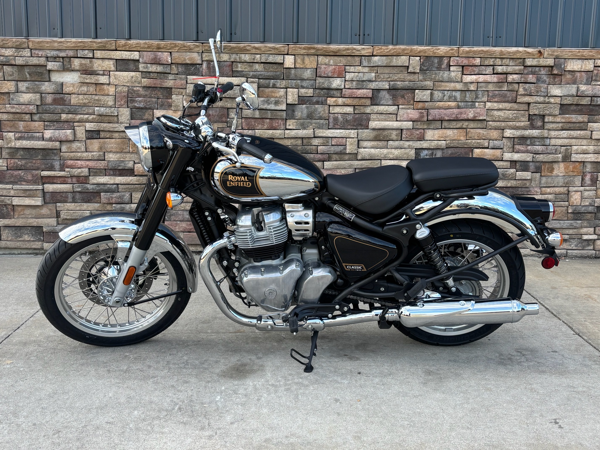 2027 Royal Enfield Classic 650 650 in Columbia, MO