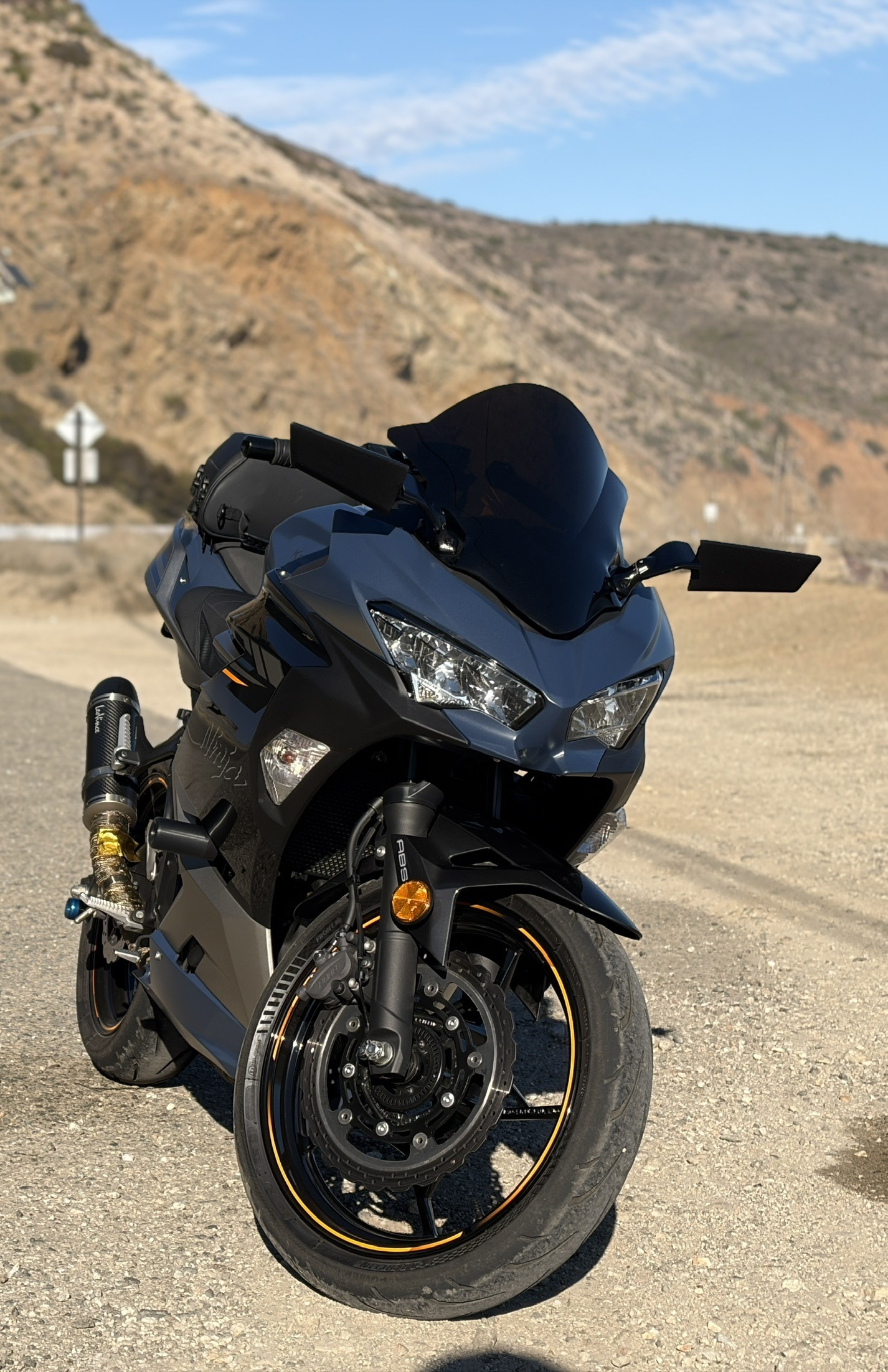 2023 Kawasaki NINJA 400 ABS Sportbike motorcycle