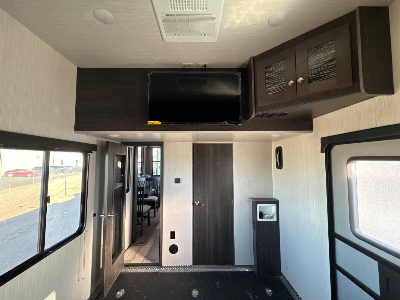 A photo of this 2020 Heartland Road Warrior 413RW