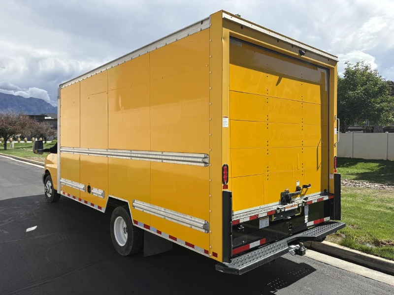 2021 GMC SAVANA