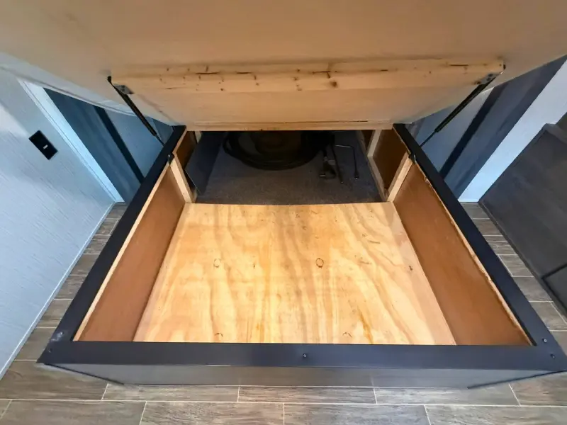 2020 Forest River Palomino Puma 31RLQS