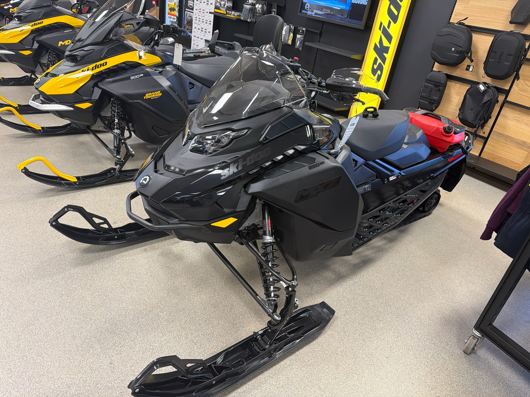 2027 Ski-Doo MXZ Adrenaline 129 850 E-TEC ES Ripsaw 1.25 850 E-TEC 129 1.25 in queensbury NY
