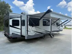 2021 HIGHLAND RIDGE LIGHT 313RLS