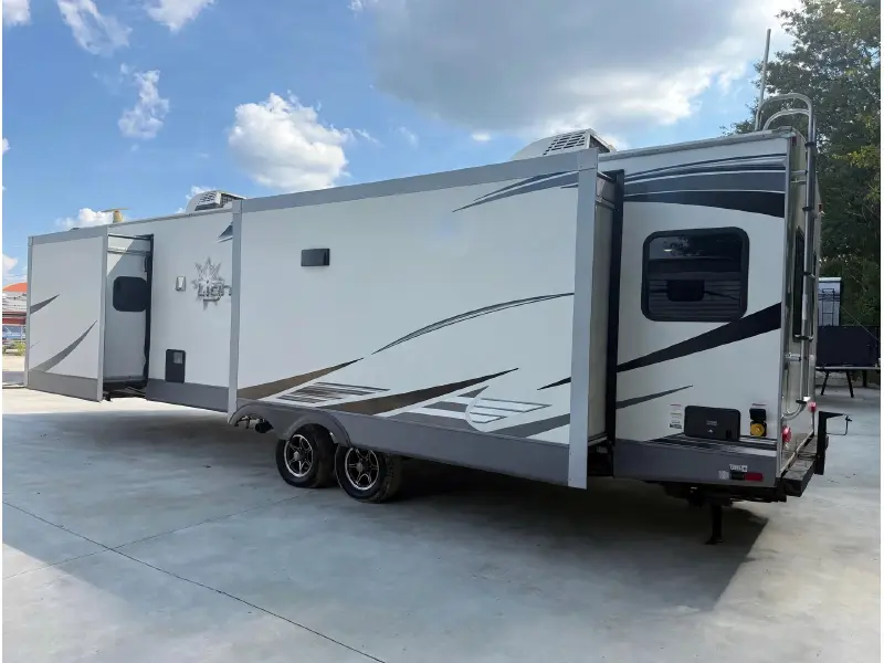 2021 HIGHLAND RIDGE LIGHT 313RLS