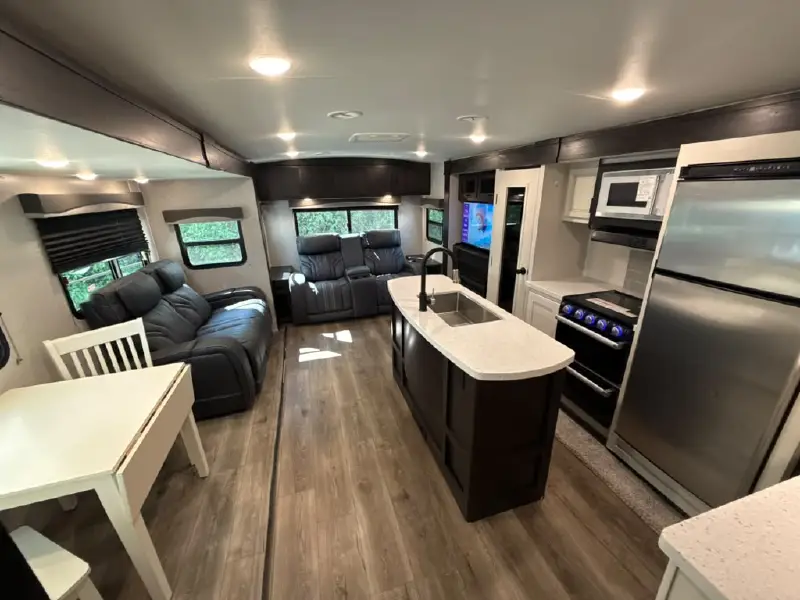 2021 HIGHLAND RIDGE LIGHT 313RLS