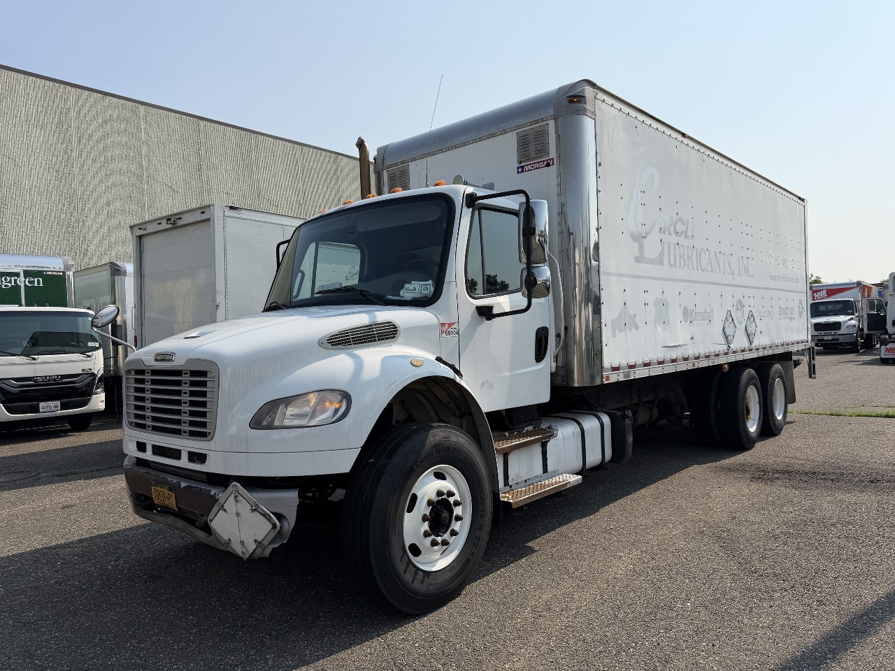 2019 FREIGHTLINER BUSINESS CLASS M2 106 in Plainview, NY
