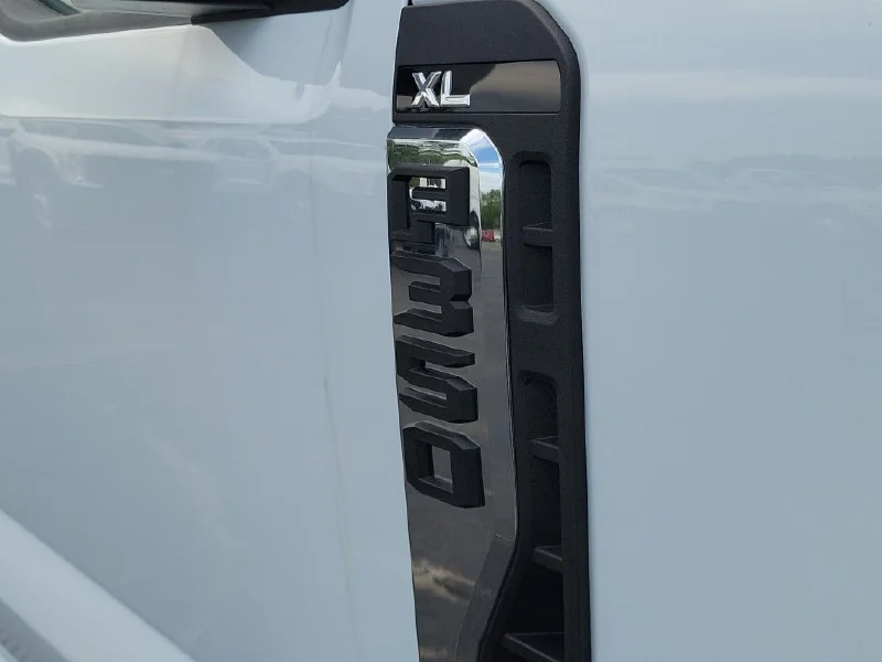 2026 FORD F350