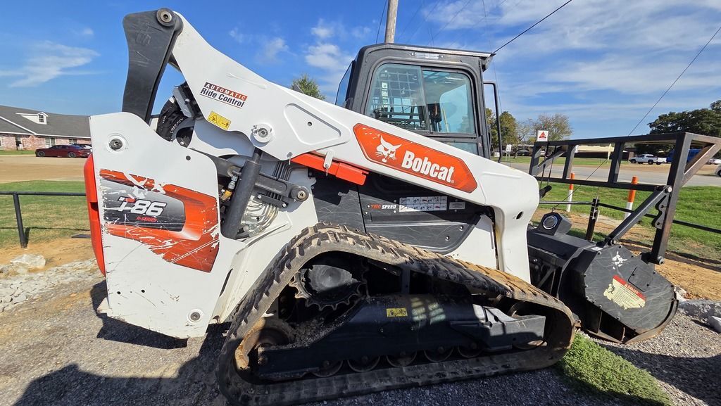 2024 Bobcat® Compact Track Loaders T86 in Batesville, AR