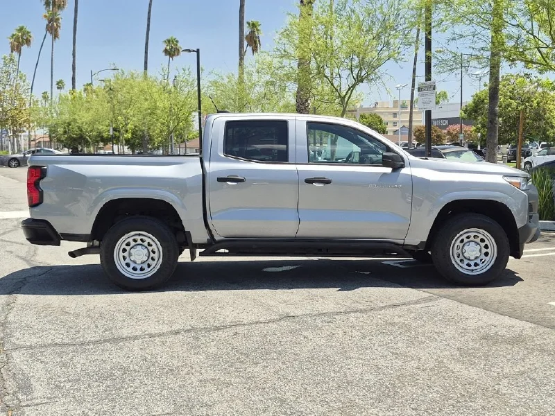 2024 CHEVROLET Colorado