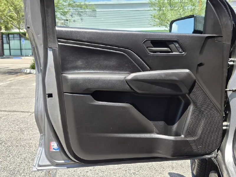 2024 CHEVROLET Colorado