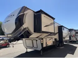 2021 KEYSTONE MONTANA HIGH COUNTRY 330RL