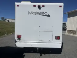 2016 THOR MOTOR COACH FOUR WINDS MAJESTIC 23A