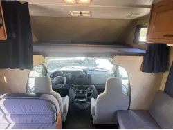 2016 THOR MOTOR COACH FOUR WINDS MAJESTIC 23A