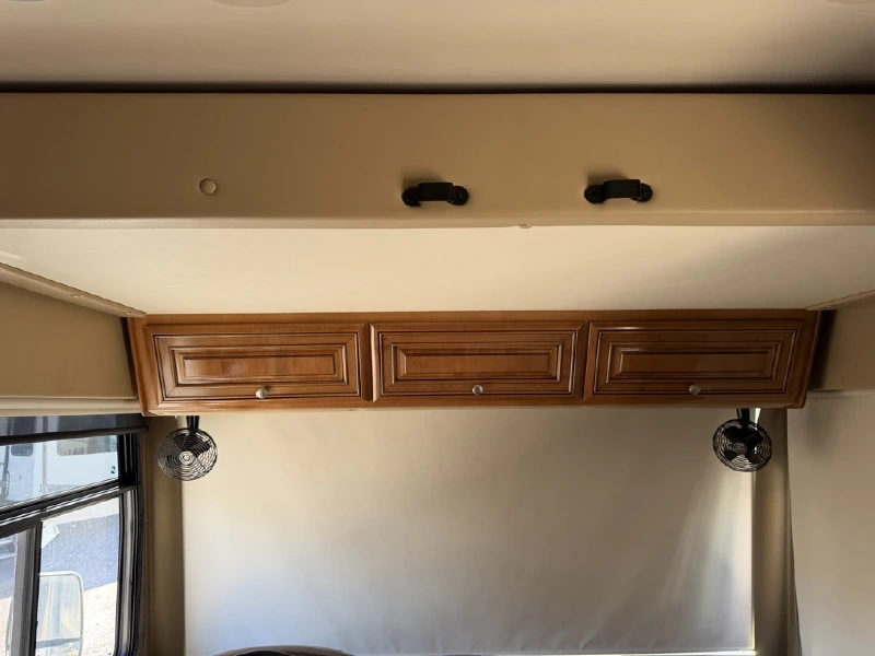 2017 THOR MOTOR COACH PALAZZO 36 1
