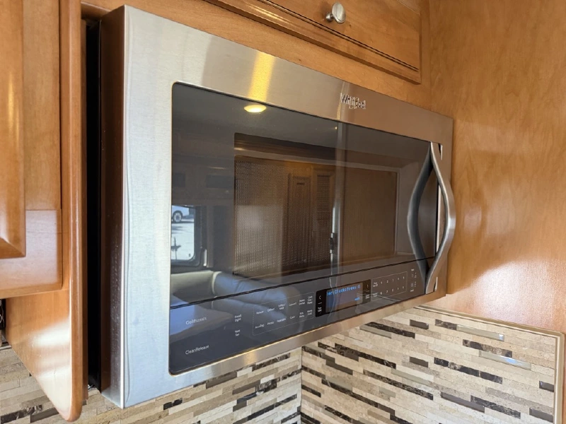 2017 THOR MOTOR COACH PALAZZO 36 1